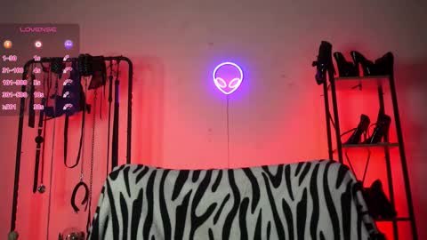 Lily Goddess online show from February 4, 2026, 7:14 am