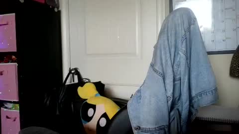 Snapshot of cyndylouwho chatting on April 29, 2026, 3:49 pm Cyndy Lou Who online show from April 29, 2026, 3:49 pm