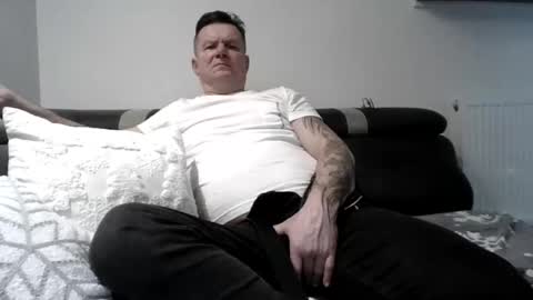 Snapshot of czerbis chatting on December 24, 2024, 10:49 pm czerbis online show from December 24, 2024, 10:49 pm