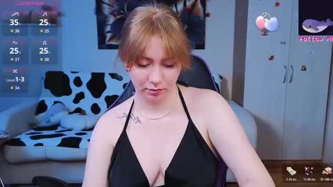 Snapshot of d0nna_ chatting on November 28, 2025, 10:34 pm Donna online show from November 28, 2025, 10:34 pm