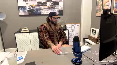 Snapshot of d_michael12 chatting on February 25, 2026, 4:11 am David Michael online show from February 25, 2026, 4:11 am