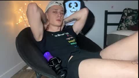 Snapshot of da_danya chatting on October 23, 2025, 2:00 am da_danya online show from October 23, 2025, 2:00 am