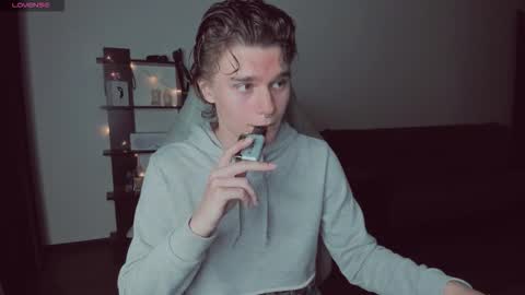 Daren online show from September 19, 2025, 4:18 pm