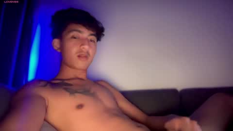 Snapshot of daario_nahariss chatting on January 4, 2025, 7:55 pm online show from January 4, 2025, 7:55 pm