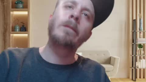 dabbydaddy25 online show from May 16, 2026, 10:08 pm