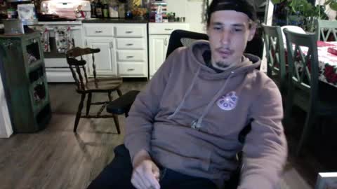 dabbylonglegs online show from December 17, 2024, 6:24 am