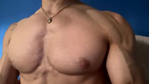 Snapshot of dabeibe chatting on February 1, 2026, 9:35 pm Jewbb online show from February 1, 2026, 9:35 pm