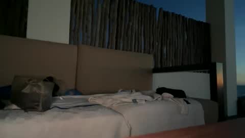 Snapshot of dabeibe chatting on April 10, 2026, 2:06 am Jewbb online show from April 10, 2026, 2:06 am