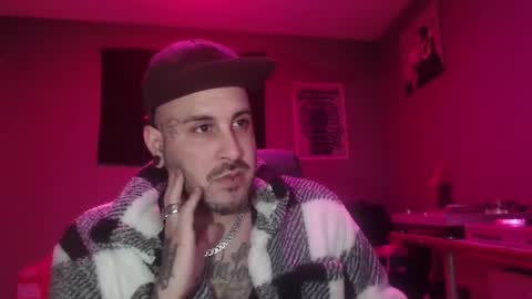 Snapshot of dabirdfree chatting on December 22, 2024, 8:25 pm Destroyer online show from December 22, 2024, 8:25 pm