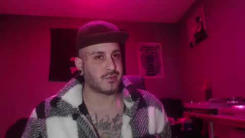 Snapshot of dabirdfree chatting on January 23, 2025, 11:47 pm Destroyer online show from January 23, 2025, 11:47 pm