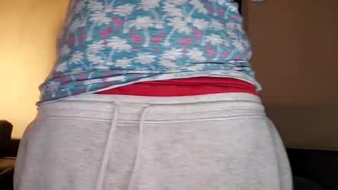 Snapshot of daboss233 chatting on January 18, 2026, 12:14 am Saucy papi online show from January 18, 2026, 12:14 am