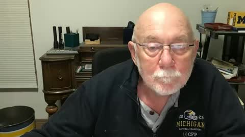 Snapshot of dack47 chatting on December 3, 2024, 3:52 am dack47 online show from December 3, 2024, 3:52 am