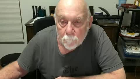 Snapshot of dack47 chatting on February 18, 2025, 6:37 am dack47 online show from February 18, 2025, 6:37 am