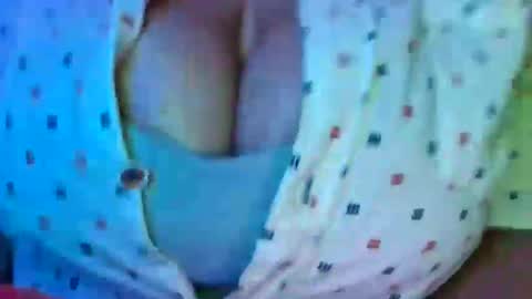 Daddett iS Wett online show from February 8, 2025, 8:32 pm