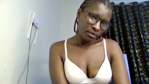 Goddess online show from April 19, 2026, 12:00 am