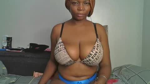 daddyiestoy online show from October 18, 2025, 2:47 am