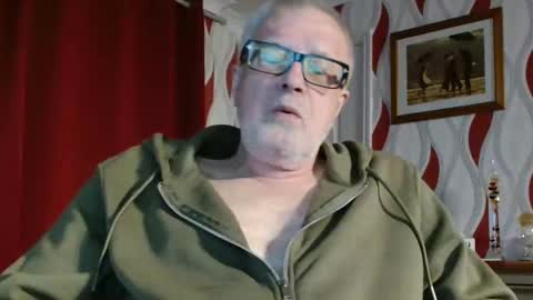 Snapshot of daddiescockforyou chatting on April 29, 2026, 7:53 pm Brian ... online show from April 29, 2026, 7:53 pm
