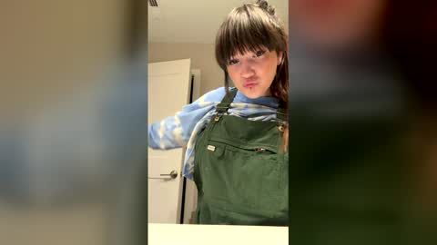 Daddy and Baby online show from February 2, 2026, 12:53 am