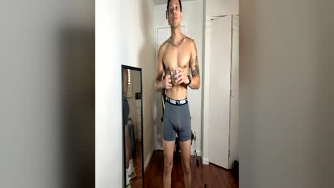 Snapshot of daddyfit95 chatting on July 7, 2026, 4:55 pm daddyfit95 online show from July 7, 2026, 4:55 pm
