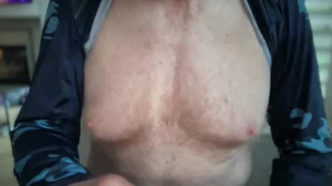 Snapshot of daddyfuckcuk chatting on November 1, 2025, 2:19 pm daddyfuckcuk online show from November 1, 2025, 2:19 pm