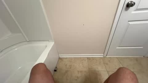 Snapshot of daddyhunk6969 chatting on December 28, 2024, 5:44 am DaddyHunk online show from December 28, 2024, 5:44 am