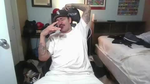 Snapshot of daddyjayare760 chatting on March 3, 2025, 1:42 pm daddyjayare760 online show from March 3, 2025, 1:42 pm