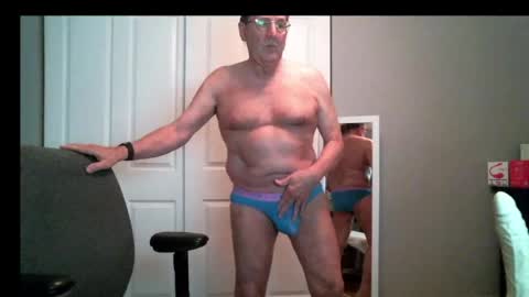 daddys7plus online show from May 8, 2026, 2:06 am