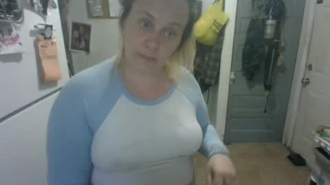 Snapshot of daddysg1rl123 chatting on July 17, 2026, 2:07 am daddysg1rl123 online show from July 17, 2026, 2:07 am