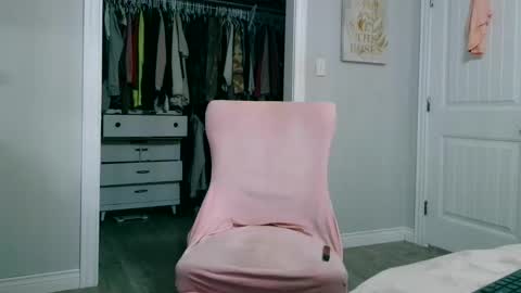 daddyunlocked1 online show from November 17, 2025, 2:01 pm