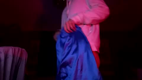 Snapshot of daddywants111128 chatting on December 1, 2025, 2:16 am daddywants111128 online show from December 1, 2025, 2:16 am