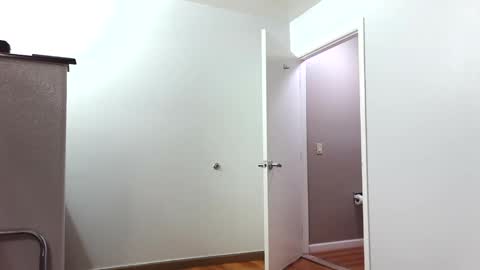 daddyyysj online show from September 21, 2025, 8:05 am