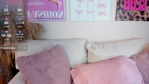 dafne_hillss online show from May 30, 2026, 9:39 am