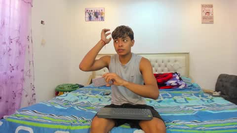 Snapshot of dafnezahiraa_ chatting on January 30, 2025, 6:21 pm dafnezahiraa online show from January 30, 2025, 6:21 pm