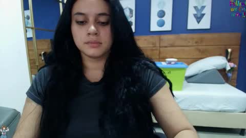  Dahiana  online show from November 1, 2025, 8:22 pm