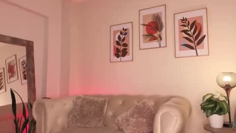 Dahiann Walcott online show from February 16, 2026, 5:53 pm