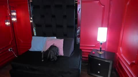 Dahiane Connor online show from November 28, 2025, 11:35 am