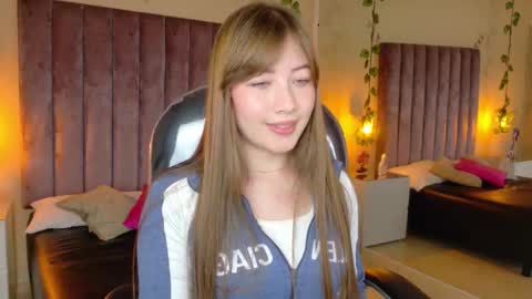 Snapshot of dahlia_rousse chatting on February 3, 2026, 7:35 am Dahlia online show from February 3, 2026, 7:35 am