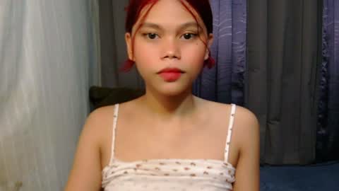 yourgirlydahlia online show from July 18, 2026, 7:45 am