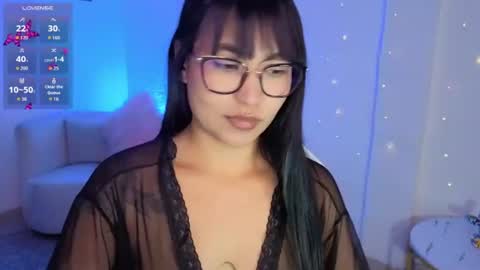 Snapshot of dahlienne_vianne chatting on August 9, 2026, 9:09 pm Nicole online show from August 9, 2026, 9:09 pm