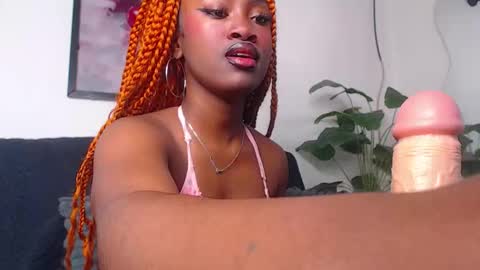 DAHYAN online show from February 4, 2026, 2:23 pm