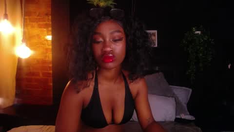 Snapshot of dahyan_ chatting on April 12, 2026, 2:33 pm DAHYAN online show from April 12, 2026, 2:33 pm