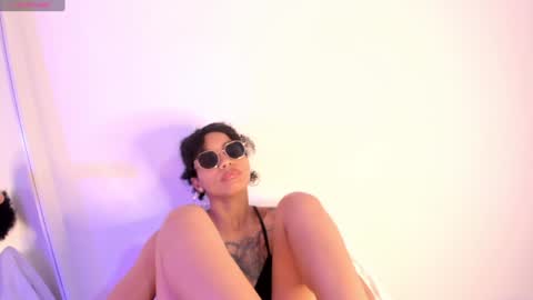 Snapshot of daiana_curly chatting on January 29, 2025, 2:53 pm Daiana online show from January 29, 2025, 2:53 pm