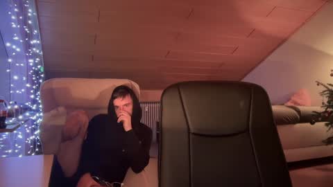 Daimon  online show from January 9, 2025, 2:11 am