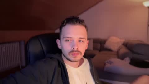 Daimon  online show from February 7, 2025, 4:16 am