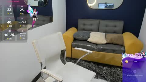 dainaevans online show from January 24, 2025, 9:47 pm