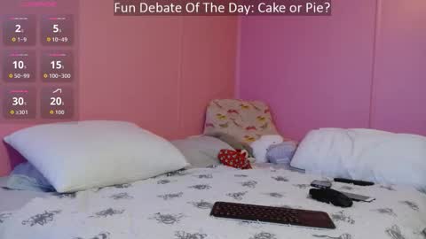 Snapshot of dainty_heart chatting on June 3, 2026, 4:48 am online show from June 3, 2026, 4:48 am