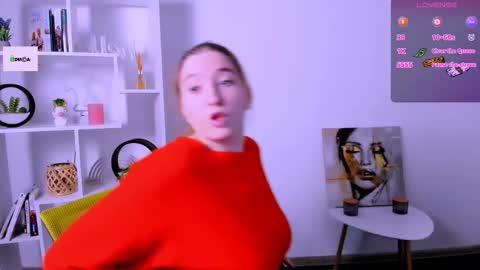 Little Di online show from November 17, 2025, 7:30 pm