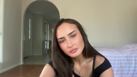 Daisy online show from April 13, 2026, 11:32 pm