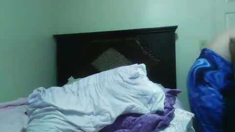 DaisyTucson online show from February 21, 2025, 10:15 pm