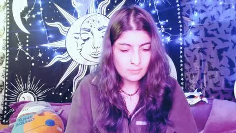 Snapshot of dak_7 chatting on December 7, 2024, 7:49 am -- -- help me reach 100 hands up online show from December 7, 2024, 7:49 am